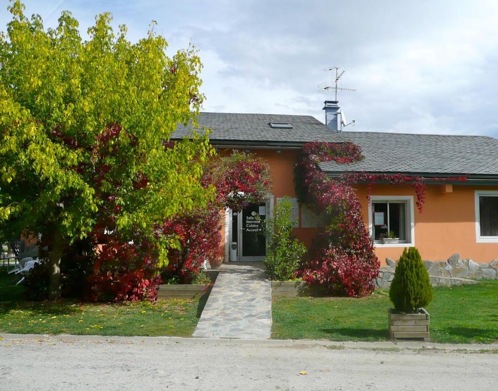 Camping Mas Piques Bourg-Madame Exterior foto